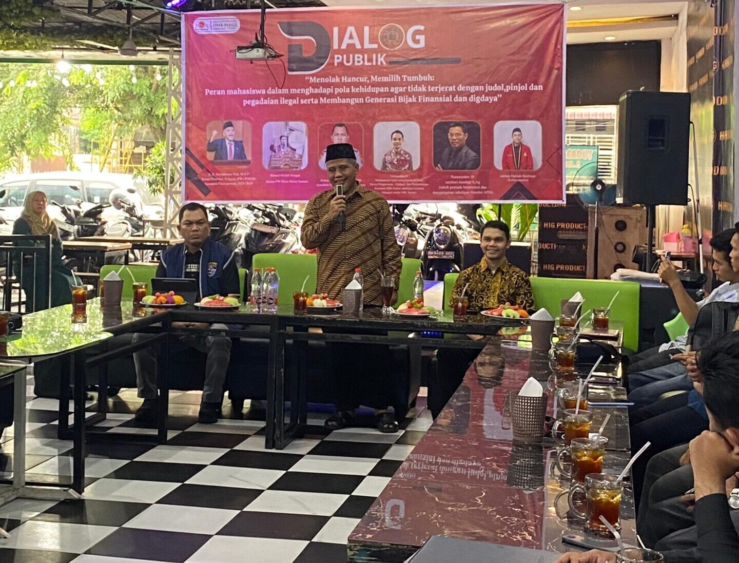 Waspada Mental Instan! Senator M. Nuh, Polda Sumut & OJK Diskusi Kritis Bahas Bahaya Judol dan Pinjol Ilegal