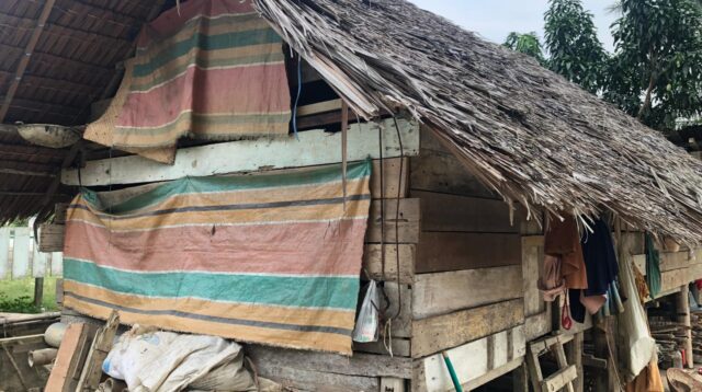 Potret Pilu di Pirak Timu: Rumah Hanyut, Janji Pun Larut Bagi Lansia Alue Bungkoh